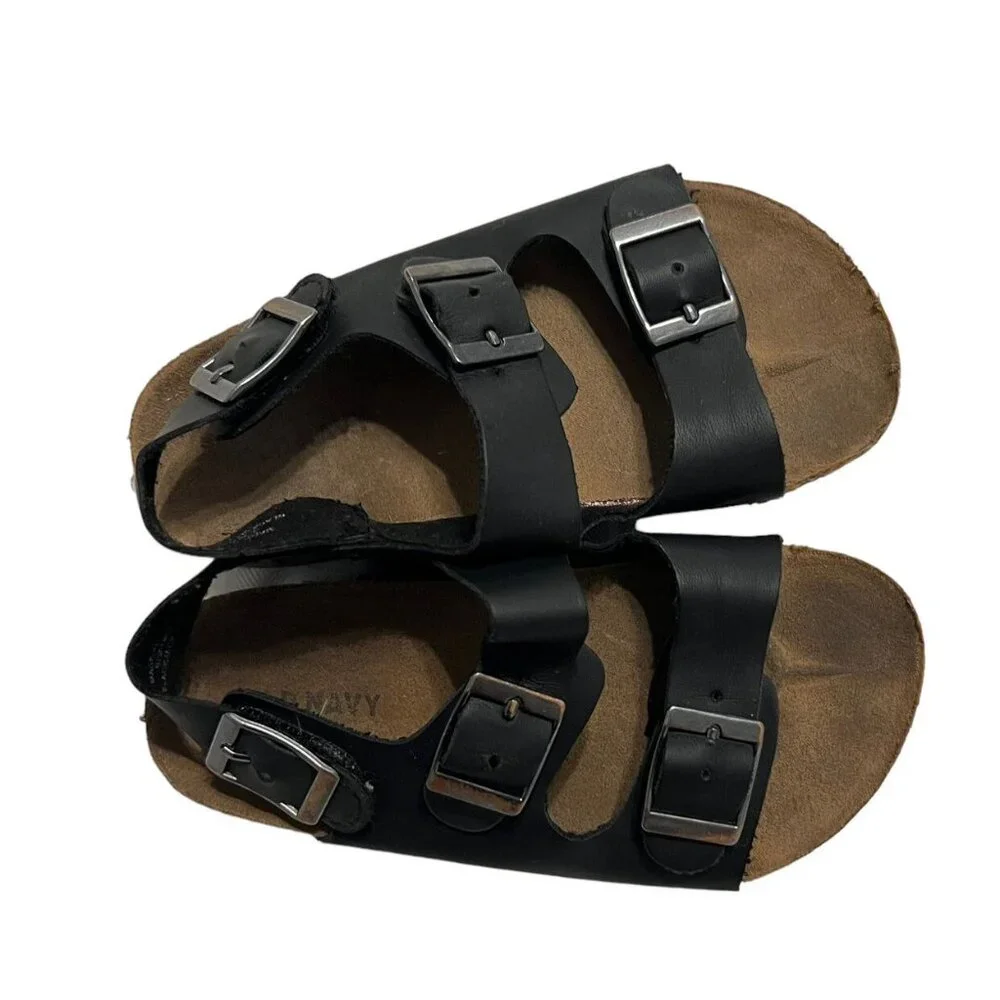 Old Navy Sz 9 Black Faux Leather Sandals